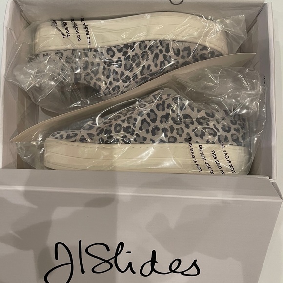 J/Slides Hilton Platform Sneakers in suede - Picture 4 of 4